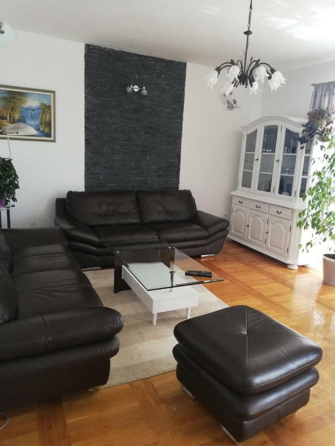 וודיצה Apartments Jankovic מראה חיצוני תמונה